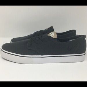 Nike SB Braata LR Canvas Mens Skating Shoe Gray